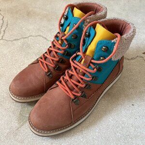 Like New TOMS Mesa Leather Multicolored Lace Up Waterproof Ankle Boots, 7.0/37.5